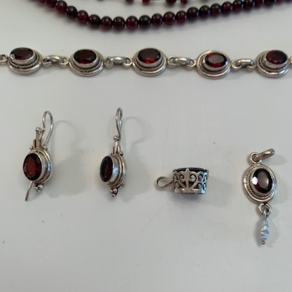 Garnet Silver Bracelets/Pendant/Earrings Set of 6 - Picture 3 of 4